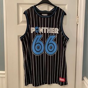 Marvel Black Panther #66 Basketball Jersey size Large